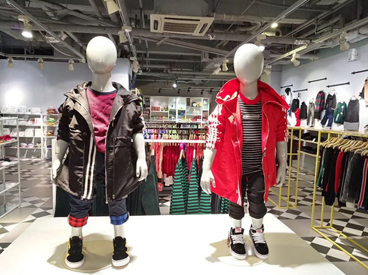 White Full Body Child Mannequin FRP For Clothing Display Show Window